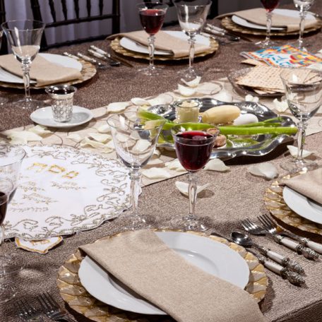 Champage Cotier Tablescape