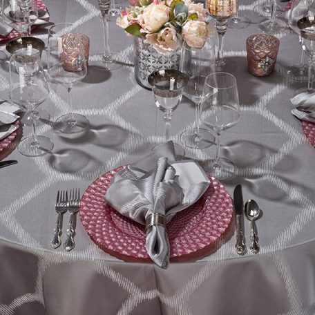 Silver Apiary Table Linen with Pink Luxe Glass Charger and Silver Apiary Dinner Napkin