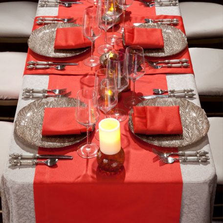 Taupe Charmed Tablescape with Poppy Duet Napkins Table Runners