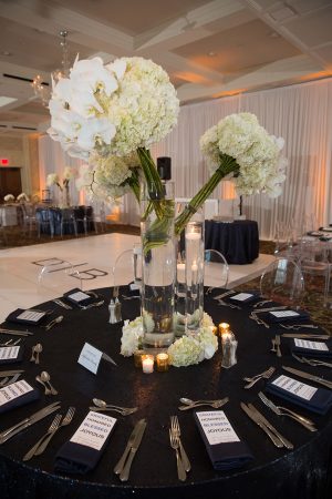 Rent from Fabulous Events, the leader in event linen rentals. We have one of the largest selections of rental table linens, chair covers, napkins & more.