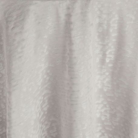 Innovative digital patterns that change with light give the Silver Lexi table linen’s lustrous silvery white fabric its intrigue. Rent from Fabulous Events