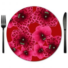 Rent Glass Placemats from Fabulous Events. Exclusive supplier of Lola Valentina Glass Place mats.