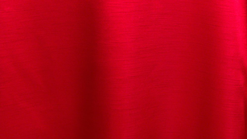 Red Majesty Dupioni - Image 2