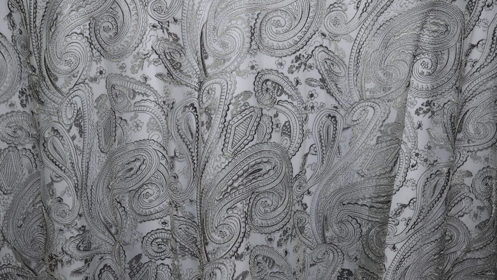 Silver Paisley Lace - Image 2