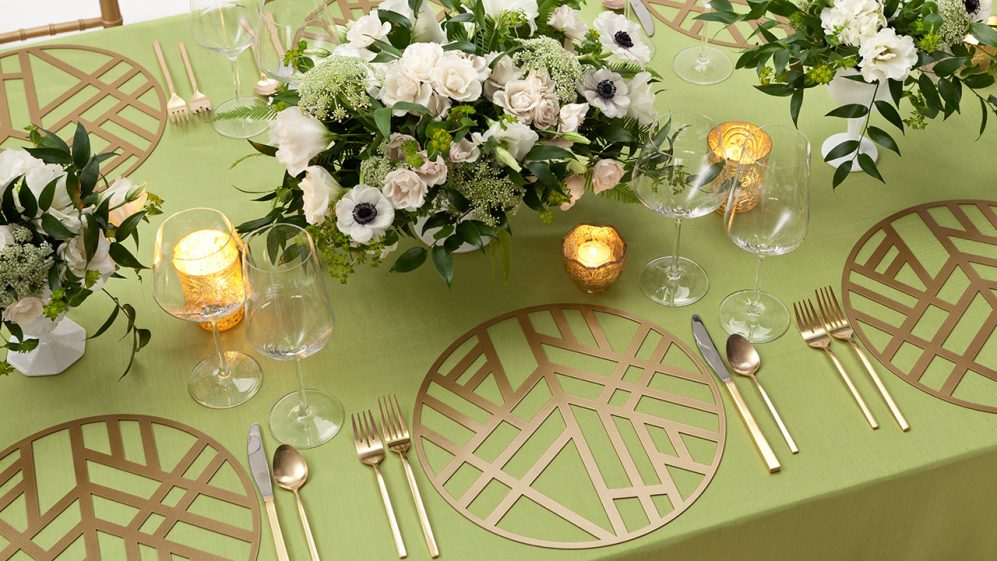 Gold Edge Metal Placemat - Image 2
