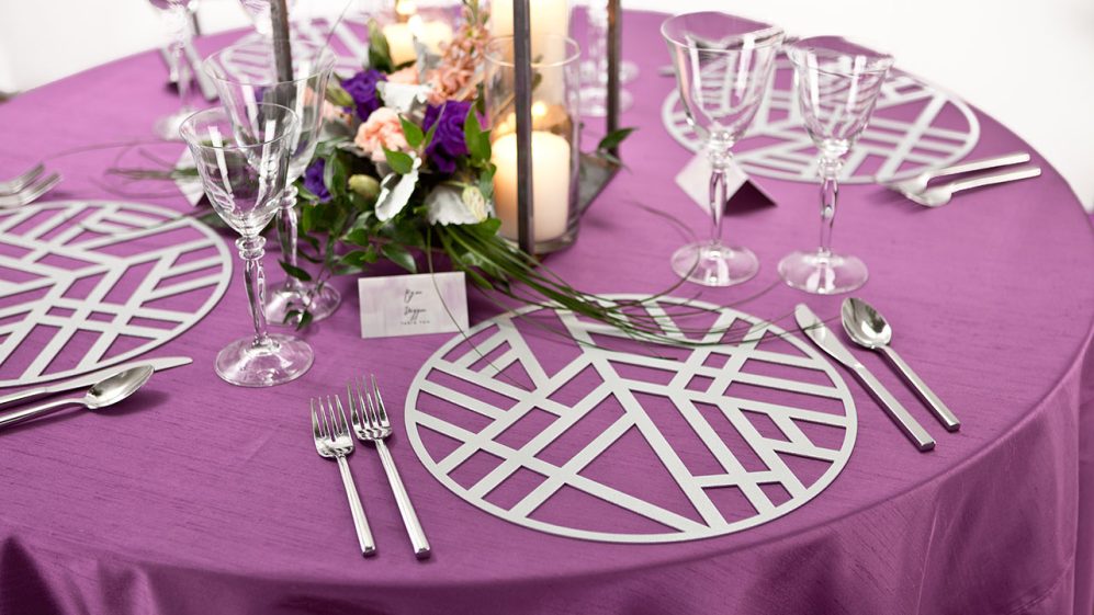 Platinum Edge Metal Placemat - Image 2