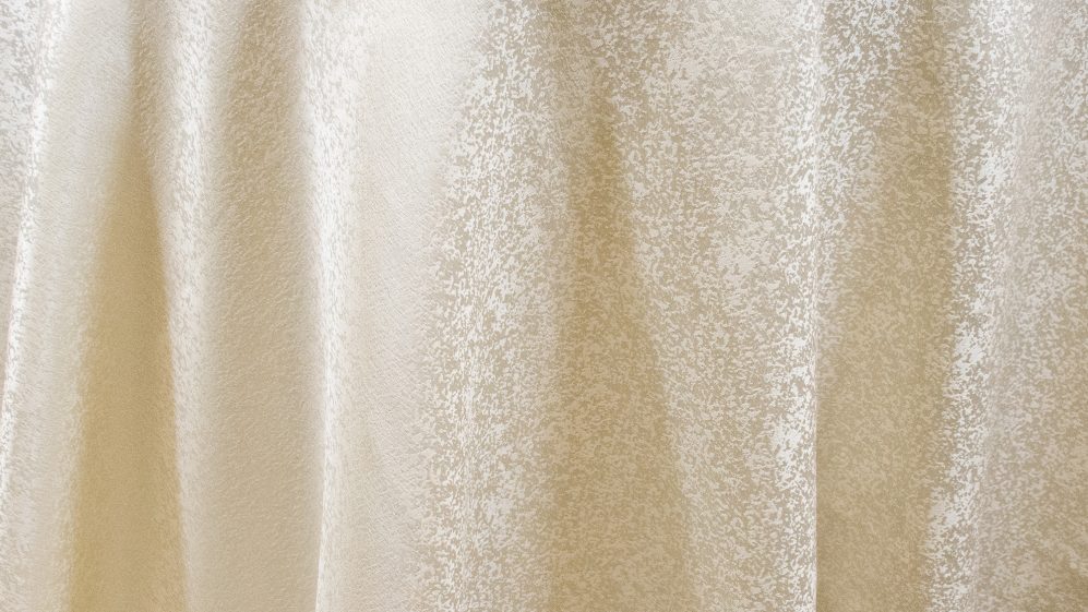Ivory Burst Table Linen Rentals